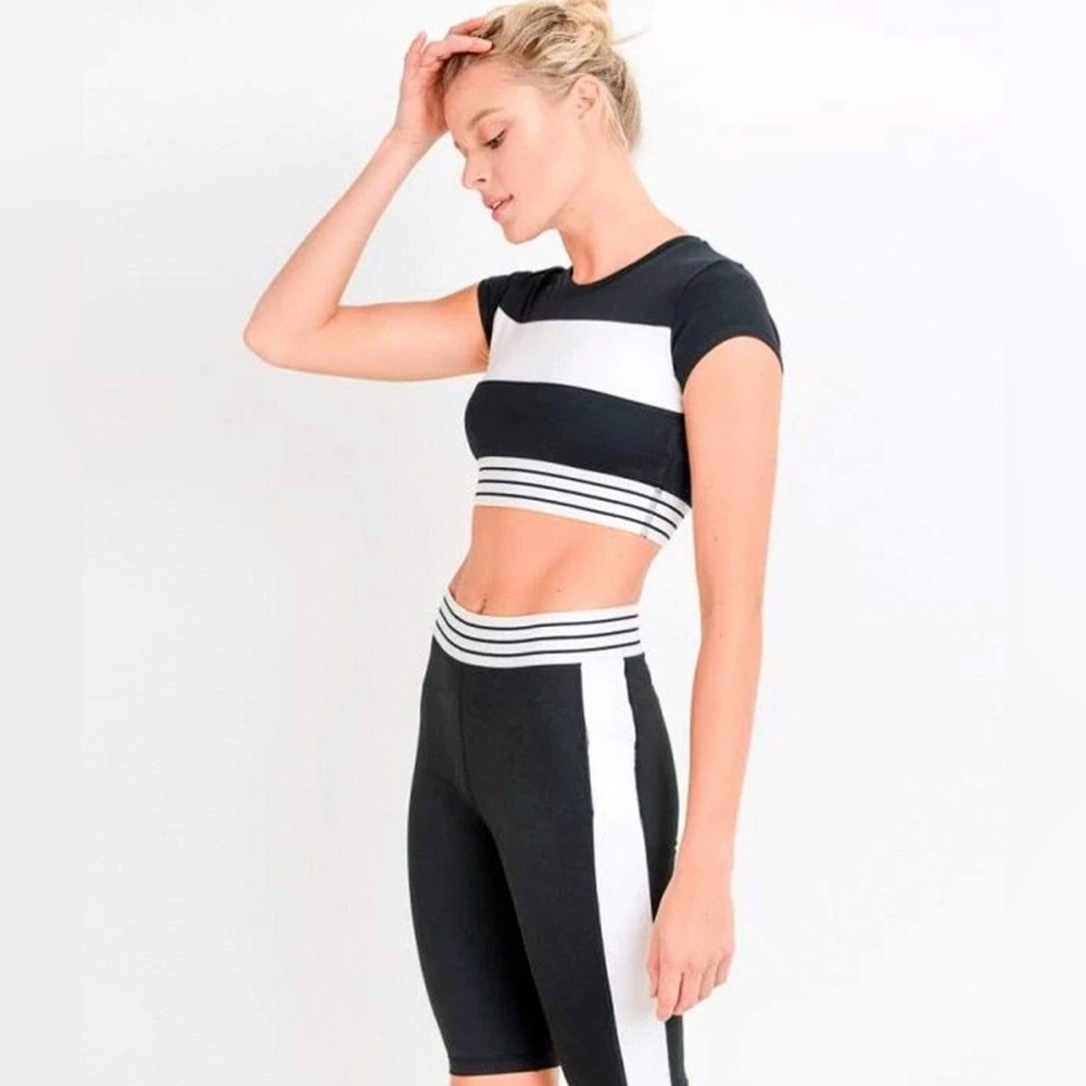 Mono B Black/White Women’s Active wear fitness Crop Top L bottom M stretchy